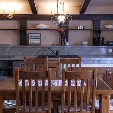 House With Pool In Nyaraló