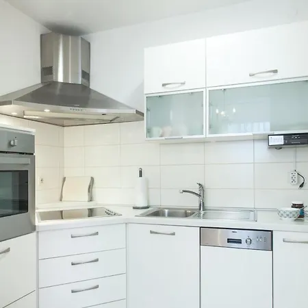 Hébergement de vacances House With Pool In